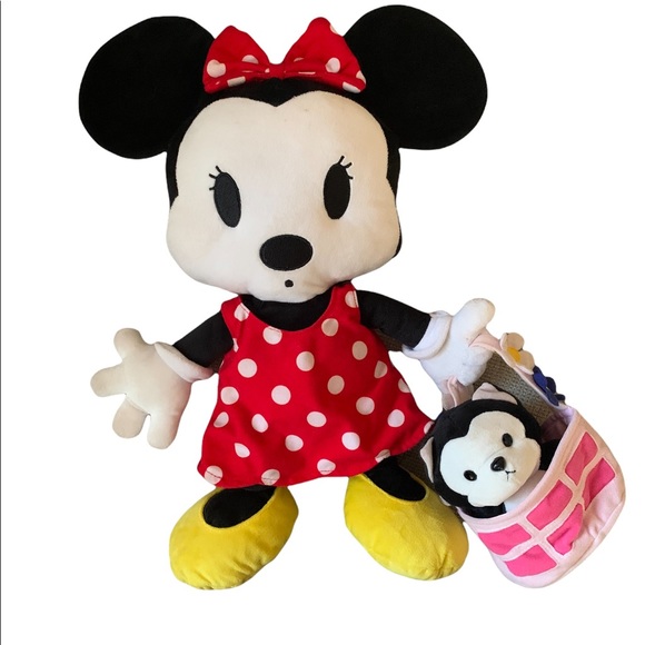 Disney Other - Minnie Mouse with Figaro in a basket Plush